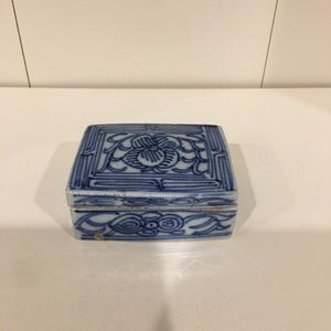Antique-Hand painted trinket box